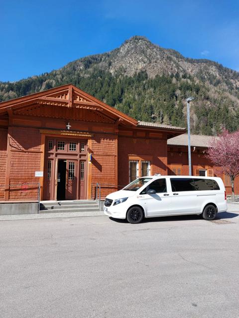 Taxi-Transfer-Bressanone-Brixen-Fortezza-Franzensfeste-Sudtirol-Altoadige-Bolzano-Bozen-Chiusa-Klausen-Sterzing-Vipiteno-Brunico-Bruneck-Flughafen-Airport-Aereoporto-Mondi-paradiso-nei-alpi