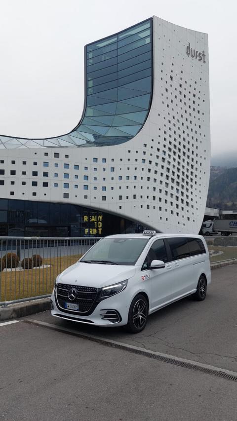 Transfer-Bressanone-Brixen-Fortezza-Franzensfeste-Bolzano-Bozen-Chiusa-Klausen-Sterzing-Vipiteno-Brunico-Bruneck-Flughafen-Airport-Mondi-alpe-alpin-taxi-innsbruck-airport-munchen-munic-monaco-di-bavaria